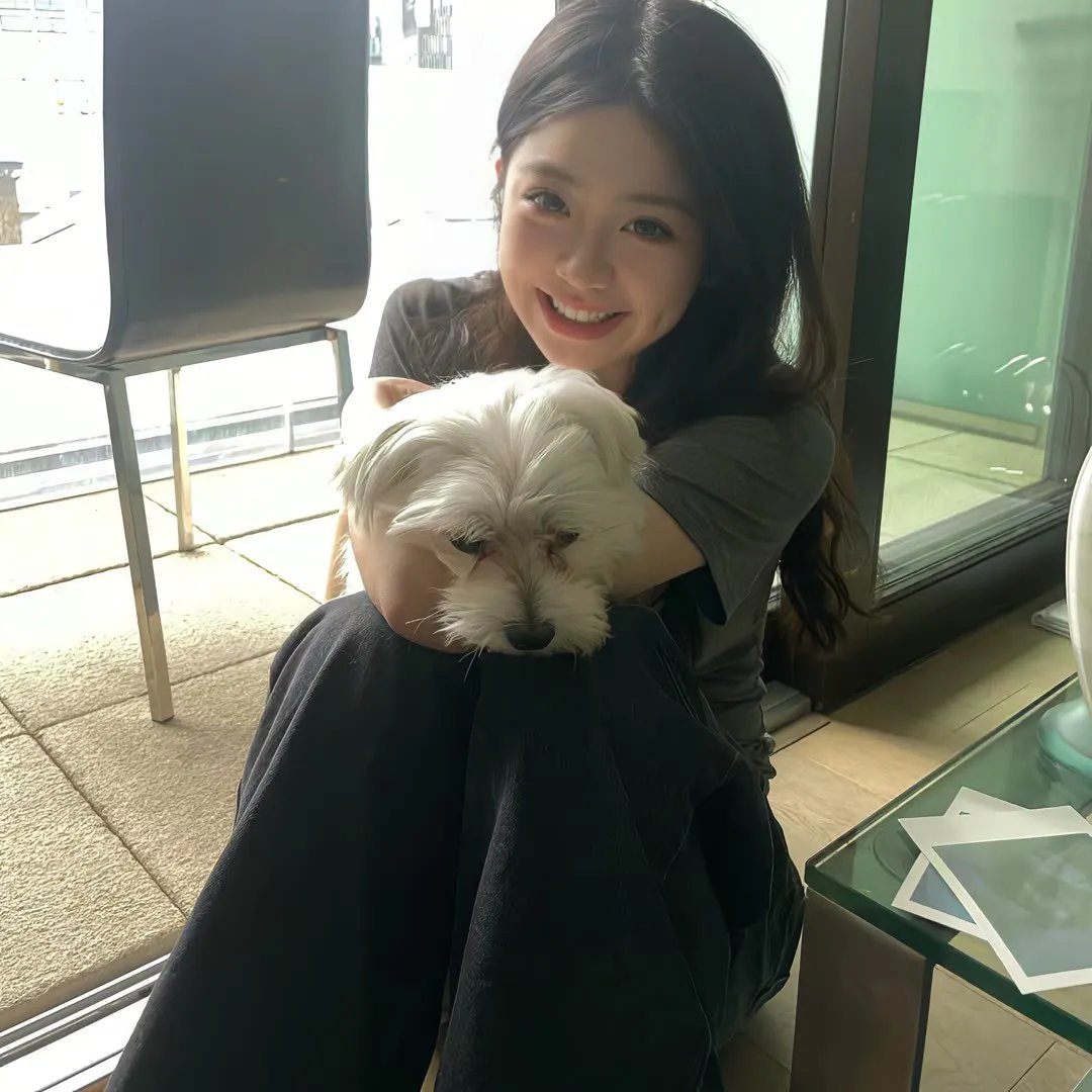 隔壁的吸血鬼美眉